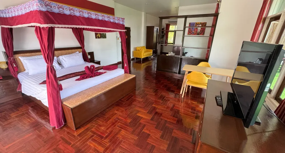 For sale 22 bedrooms hotel in Sathing Phra, Songkhla