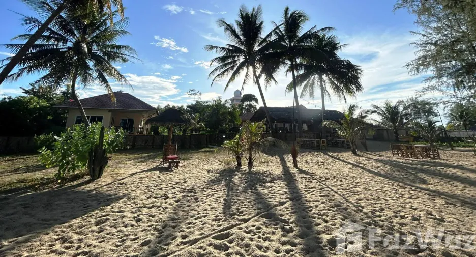 For sale 22 bedrooms hotel in Sathing Phra, Songkhla