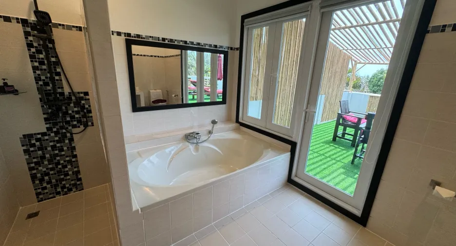 For sale 22 bedrooms hotel in Sathing Phra, Songkhla