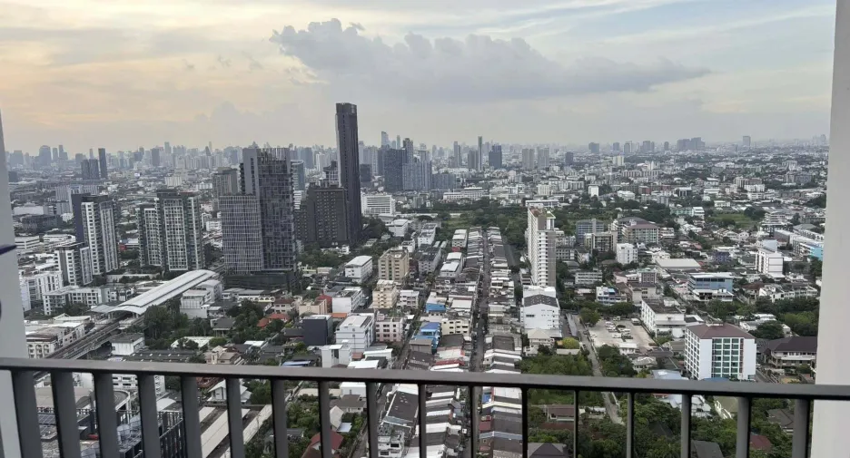 Wohnung zum Kauf und zur Miete mit 2 Zimmer in Bang Na, Bangkok