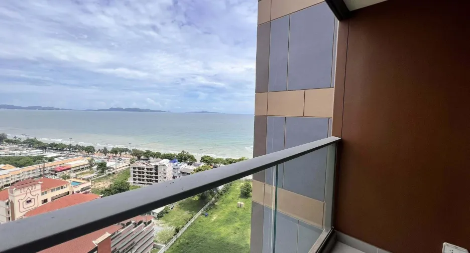 For rent 1 bed condo in Bang Lamung, Chonburi