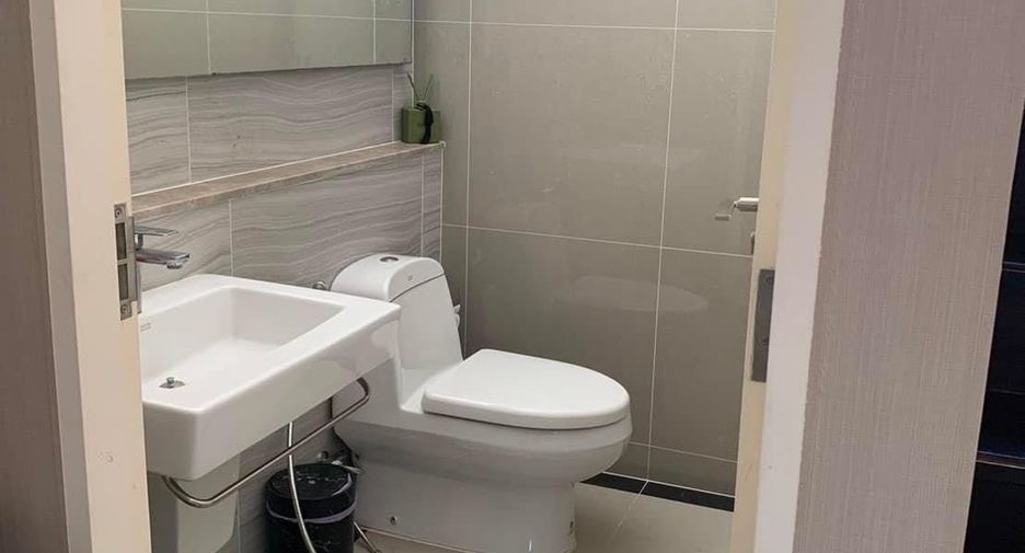 For sale 4 bedrooms house in Bang Phli, Samut Prakan