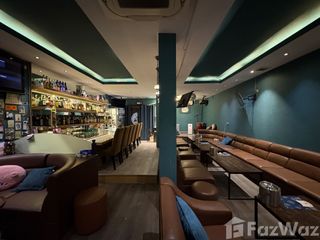 Casa adosada en venta y en alquiler de 3 habitaciones en Watthana, Bangkok