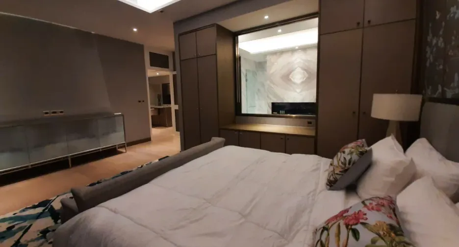 Wohnung zum Kauf mit 6 Zimmer in Khlong San, Bangkok