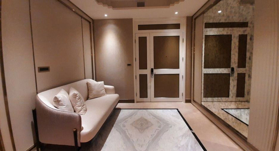 For sale 6 ベッドルーム condo in Khlong San, Bangkok