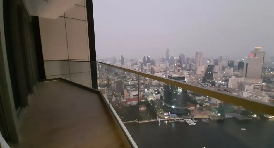 Wohnung zum Kauf mit 6 Zimmer in Khlong San, Bangkok