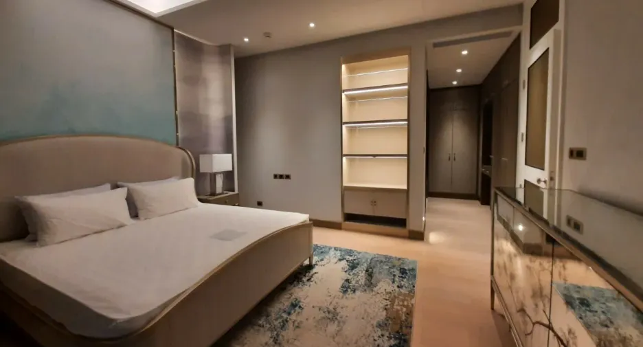 Wohnung zum Kauf mit 6 Zimmer in Khlong San, Bangkok