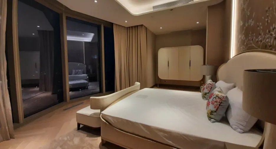 Wohnung zum Kauf mit 6 Zimmer in Khlong San, Bangkok