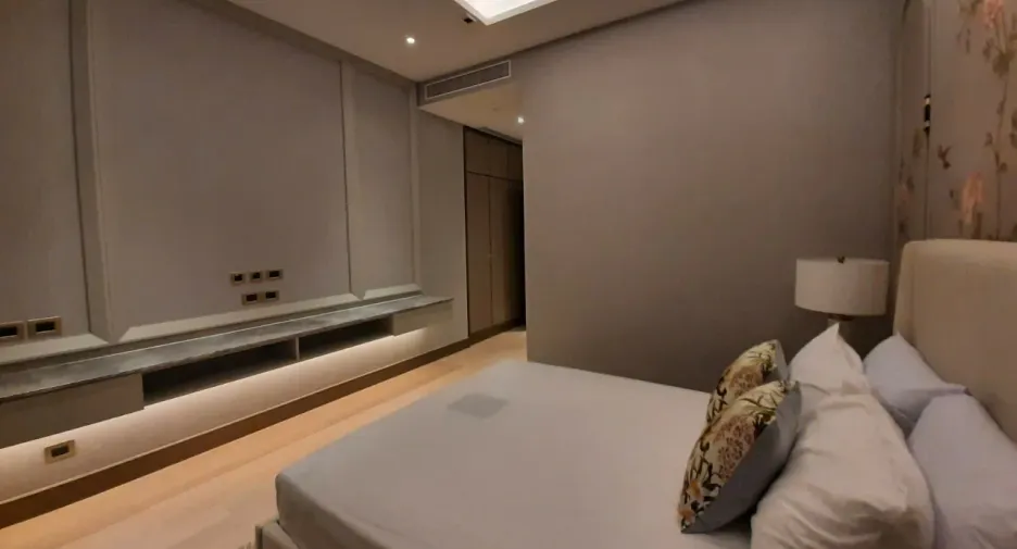 Wohnung zum Kauf mit 6 Zimmer in Khlong San, Bangkok