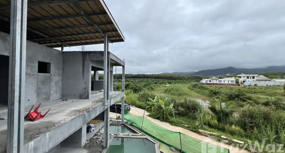 For sale 5 bedrooms villa in Thalang, Phuket