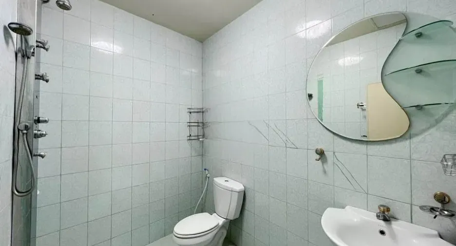 For rent 4 bedrooms house in Bang Lamung, Chonburi