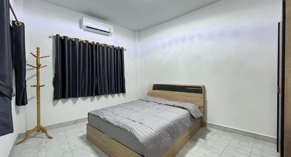 For rent 4 bedrooms house in Bang Lamung, Chonburi