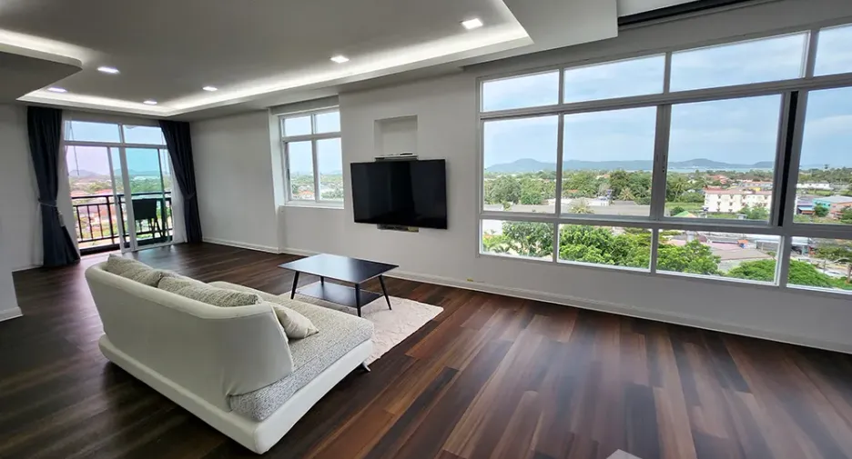 For sale 2 bedrooms condo in Mueang Phuket, Phuket