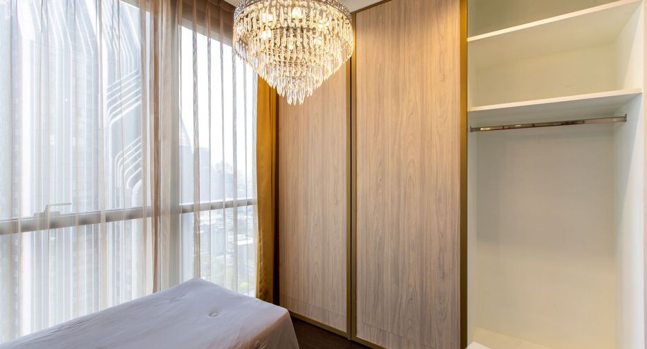 À vendre 2 chambres condo à Pathum Wan, Bangkok