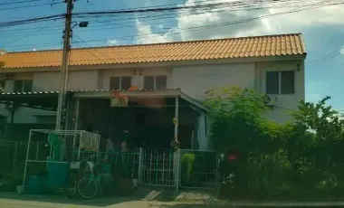 For sale 2 bedrooms townhouse in Thanyaburi, Pathum Thani