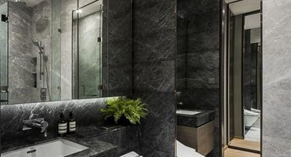 For sale 1 bed condo in Pathum Wan, Bangkok