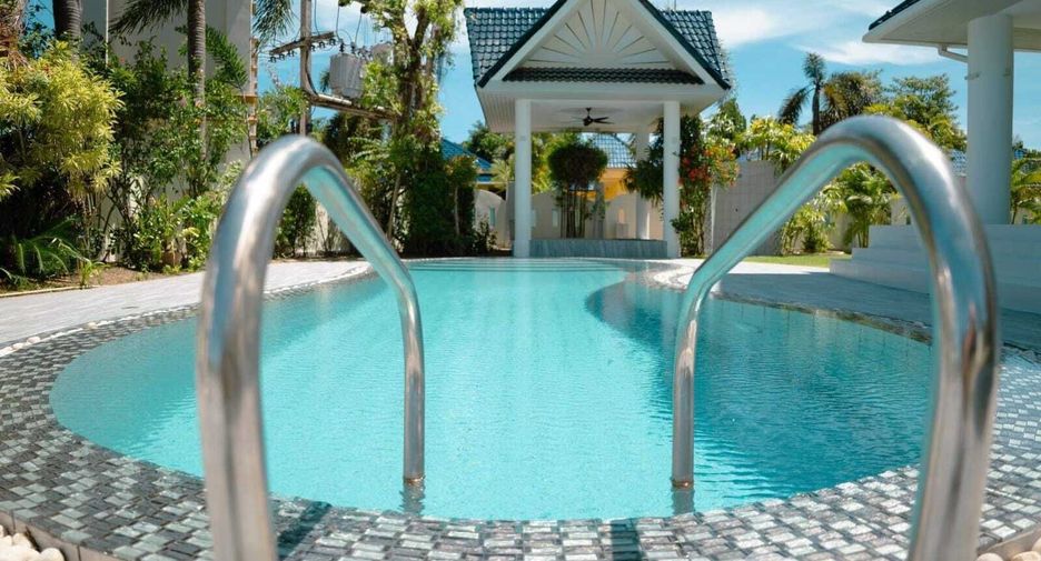 For sale 3 bedrooms villa in Mueang Phuket, Phuket