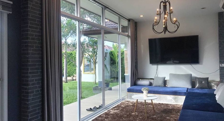 For sale and for rent 5 bedrooms villa in Huay Yai, Pattaya