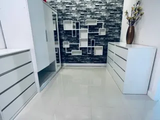 Villa en venta y en alquiler de 5 habitaciones en Bang Lamung, Chonburi