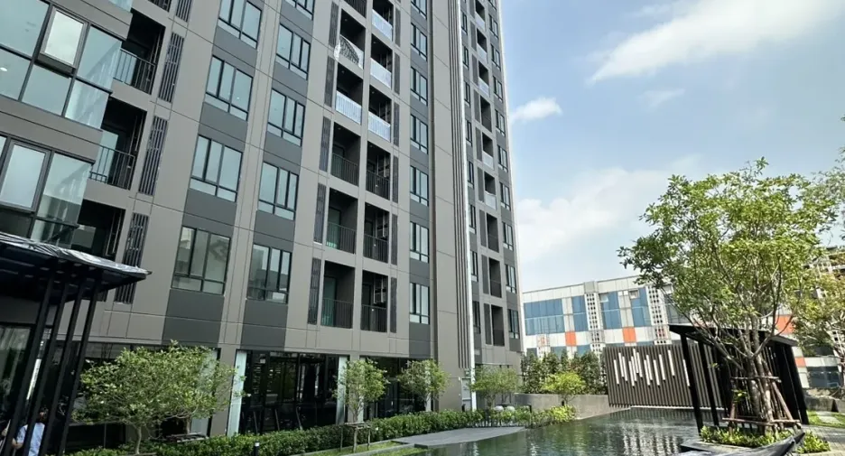 For rent 1 bed condo in Huai Khwang, Bangkok