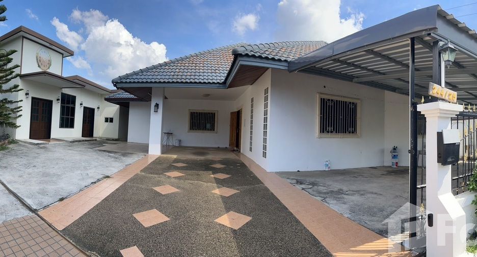 For sale 4 bedrooms house in Bang Lamung, Chonburi