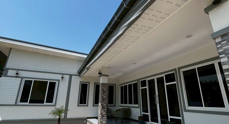 For sale 4 bedrooms house in Phu Khiao, Chaiyaphum