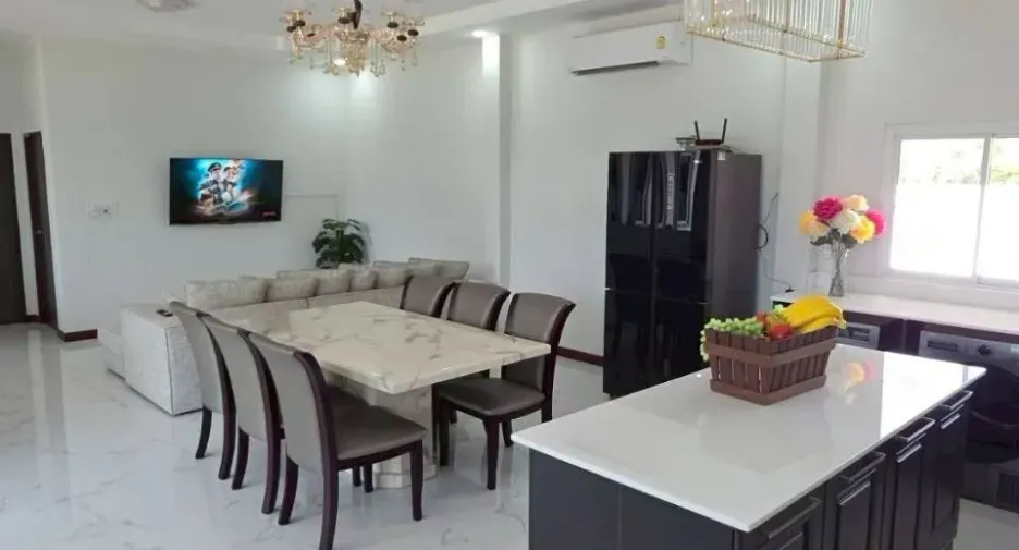 For sale 4 bedrooms house in Phu Khiao, Chaiyaphum