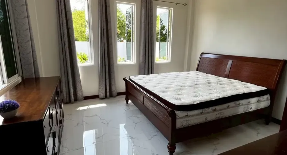 For sale 4 bedrooms house in Phu Khiao, Chaiyaphum