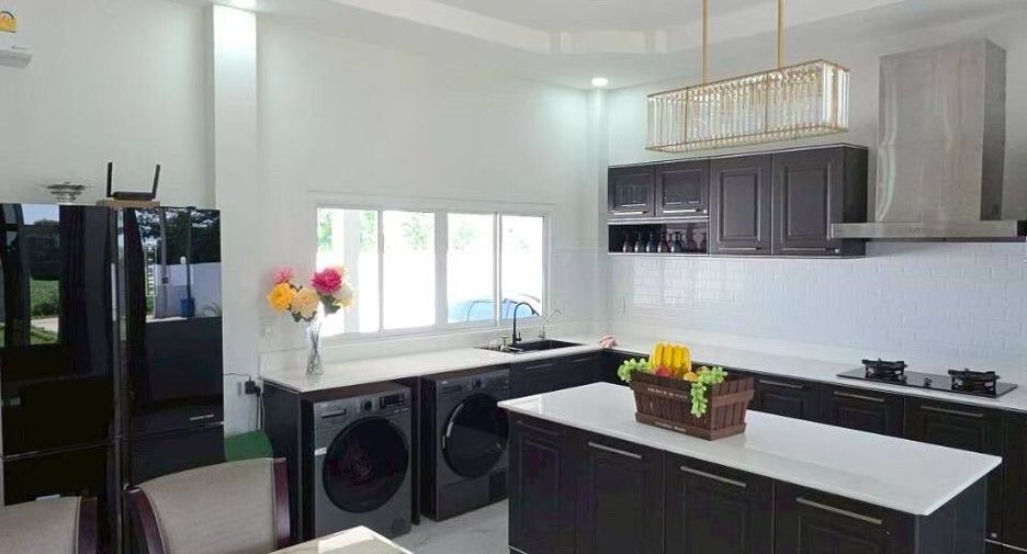 For sale 4 bedrooms house in Phu Khiao, Chaiyaphum