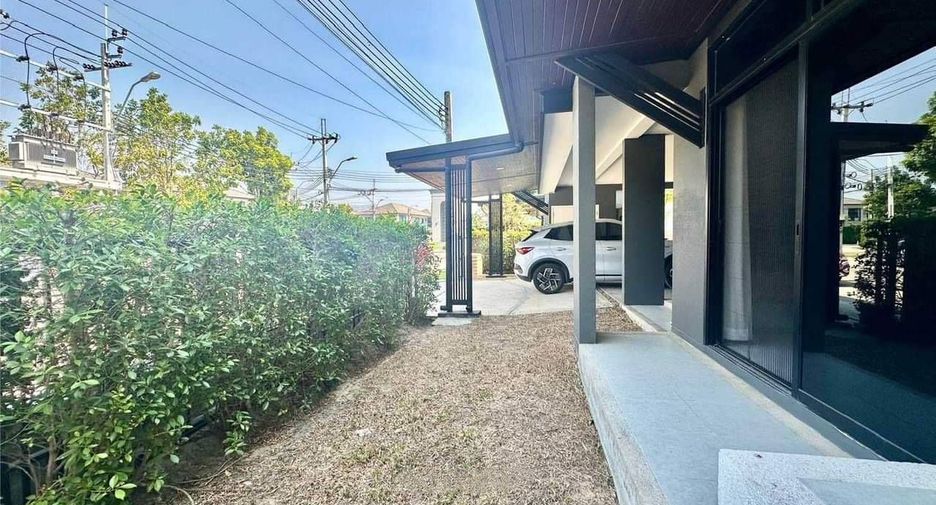 Villa en venta de 4 habitaciones en Bang Bo, Samut Prakan