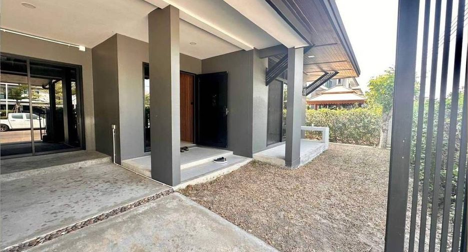 Villa en venta de 4 habitaciones en Bang Bo, Samut Prakan