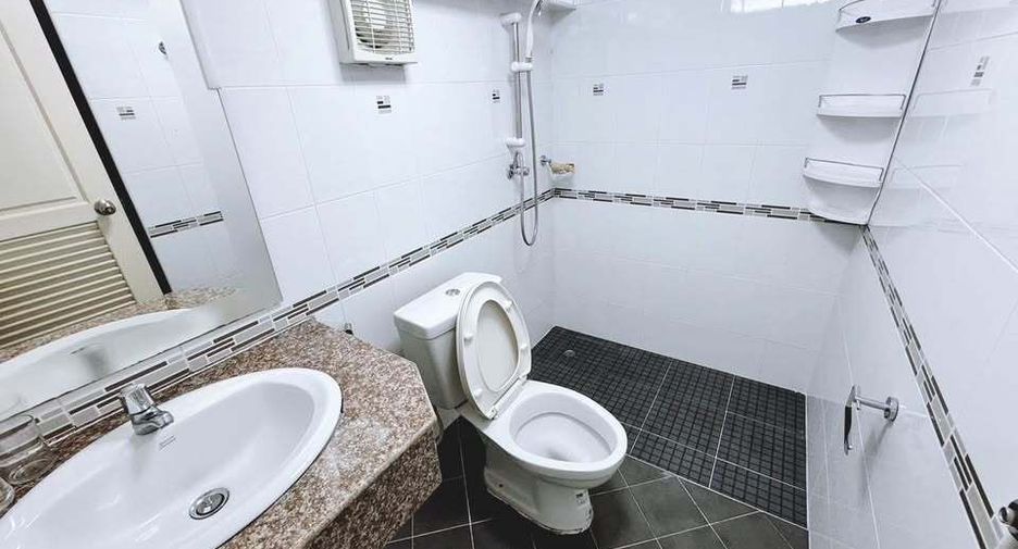 For rent 4 bedrooms house in Thalang, Phuket