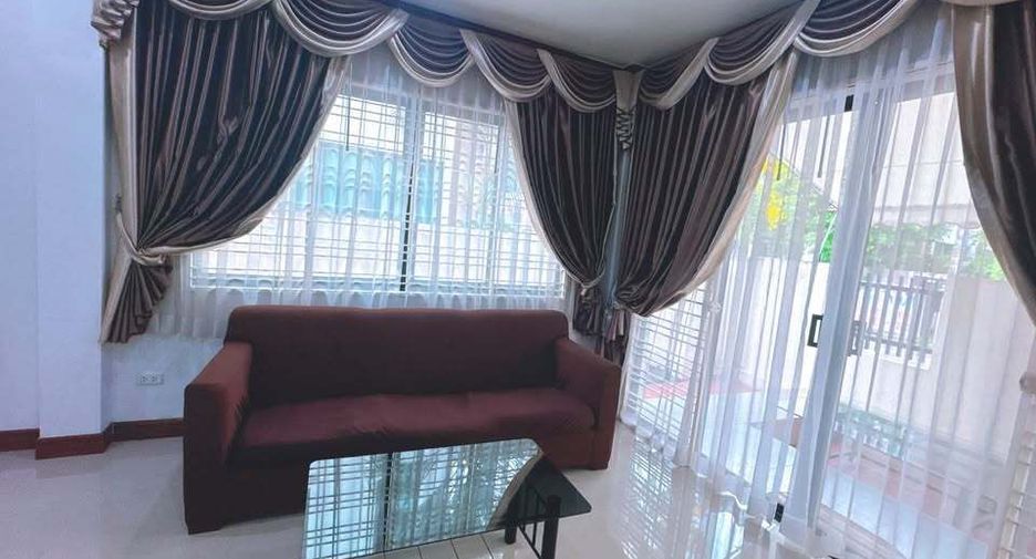 For rent 4 bedrooms house in Thalang, Phuket