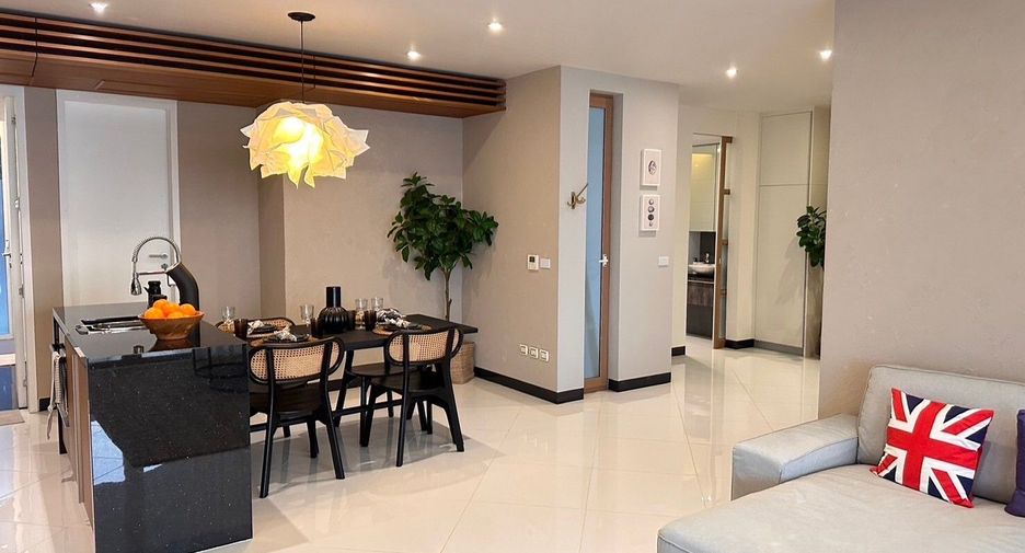 For sale 3 bedrooms condo in Na Jomtien, Pattaya