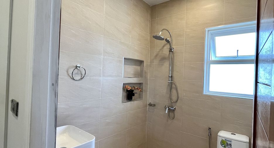 For sale 3 bedrooms house in Hua Hin, Prachuap Khiri Khan