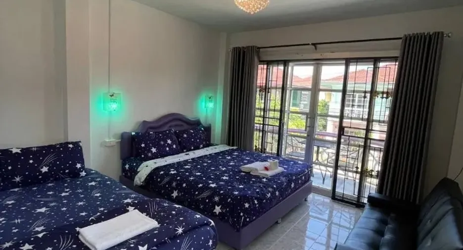 For rent 6 bedrooms villa in Bang Lamung, Chonburi