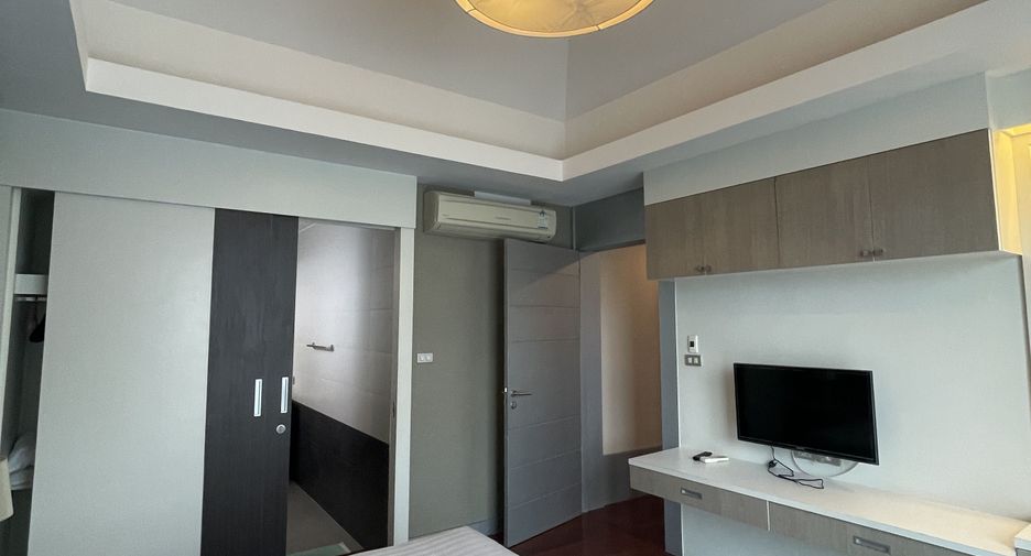 À louer 4 chambres villa à Bang Lamung, Chonburi