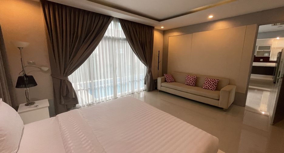 À louer 4 chambres villa à Bang Lamung, Chonburi
