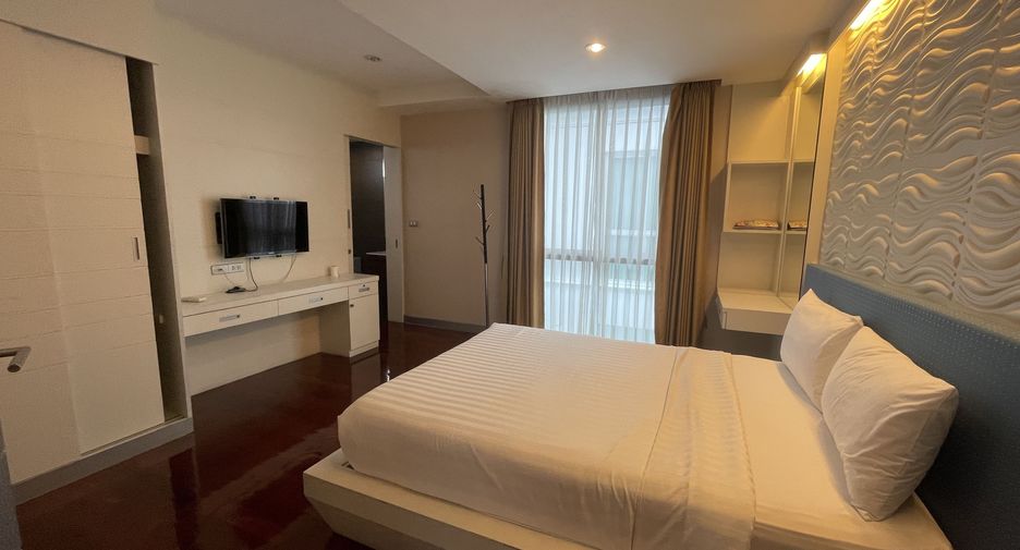 À louer 4 chambres villa à Bang Lamung, Chonburi