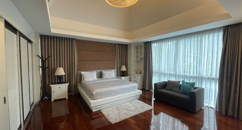 À louer 4 chambres villa à Bang Lamung, Chonburi