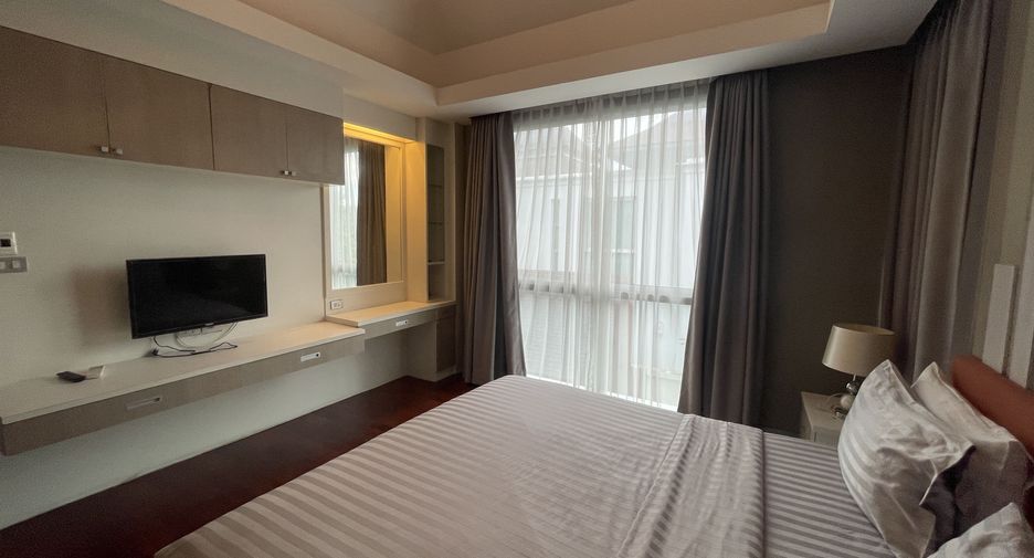 À louer 4 chambres villa à Bang Lamung, Chonburi