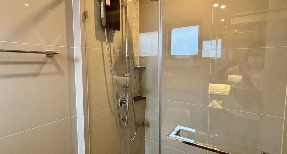 For sale and for rent 4 bedrooms house in Prawet, Bangkok