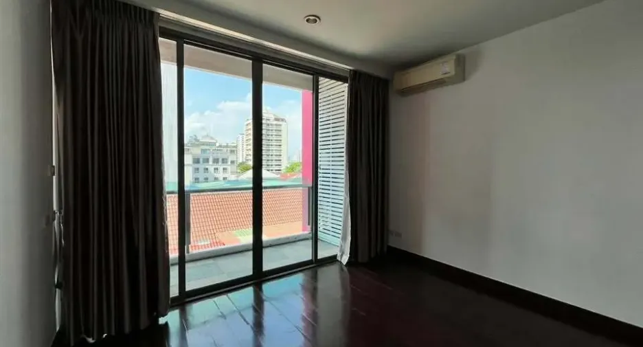 Wohnung zum Kauf mit 3 Zimmer in Watthana, Bangkok