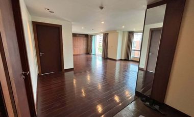 Wohnung zum Kauf mit 3 Zimmer in Watthana, Bangkok