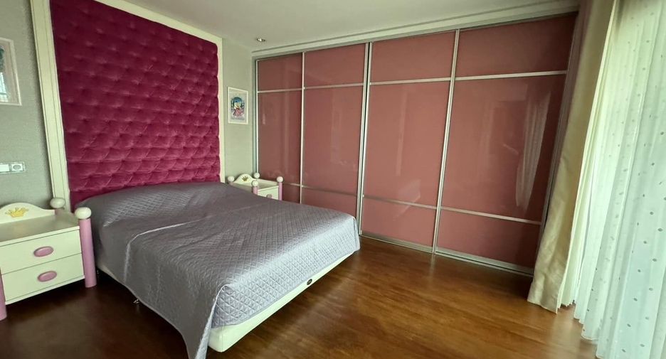 À vendre 4 chambres condo à Sathon, Bangkok