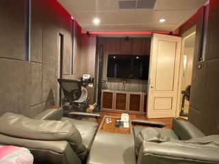 For sale 4 bedrooms condo in Sathon, Bangkok