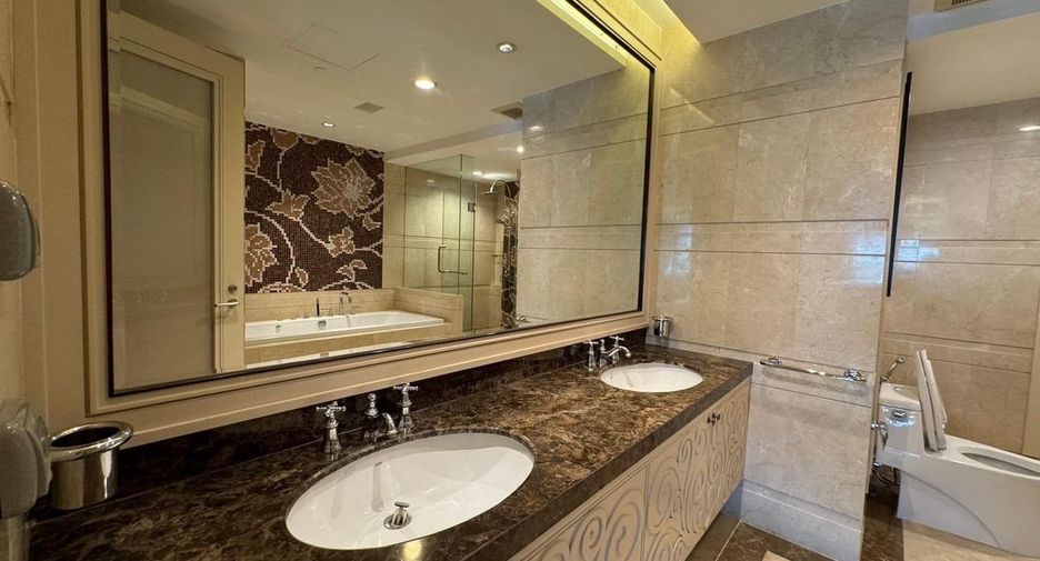 À vendre 4 chambres condo à Sathon, Bangkok