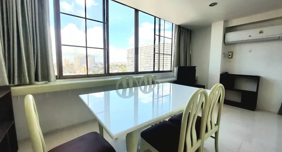 Condo en alquiler de 1 habitaciones en Bang Lamung, Chonburi