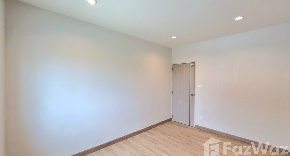 For sale 2 bedrooms townhouse in Sai Mai, Bangkok