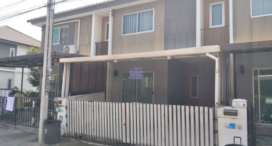 À vendre 3 chambres maison de ville à Bang Yai, Nonthaburi